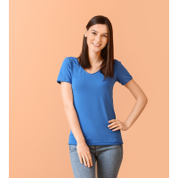 Buying Plain T-Shirts Online in the UK: What to Look For